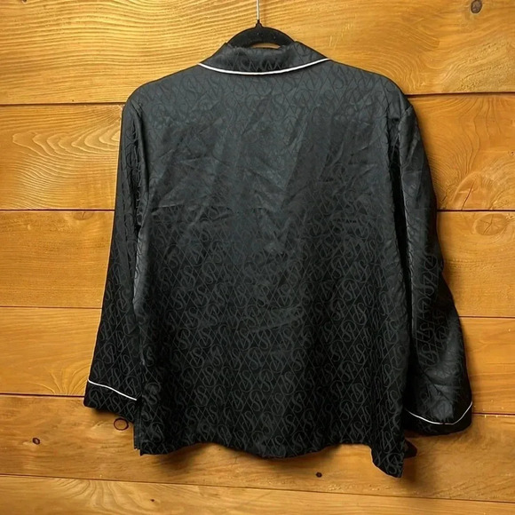 Victoria’s Secret women’s pajama top satin field long sleeve‎ button BLACK PINK - Picture 7 of 7